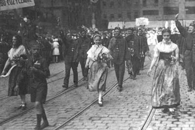 Delegacija Serbskeho Sokoła w swjedźenskim ćahu pólskeho wšosokołskeho zlěta 1929 w Poznanju