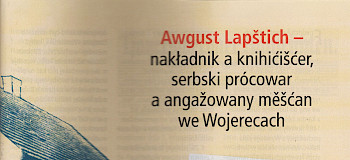 Abstract pattern of overlapping, transparent triangles in shades of red and blue