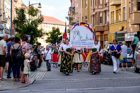Donnerstag, 6.7.2023 - Kinderprogramm, Umzug und Galaabend in Budyšin | Bautzen, Fotos: Jörg Stephan