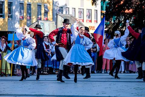 Donnerstag, 6.7.2023 - Kinderprogramm, Umzug und Galaabend in Budyšin | Bautzen, Fotos: Jörg Stephan