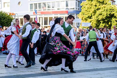 Donnerstag, 4.7.2019 - Kinderprogramm, Umzug und Galaabend in Budyšin | Bautzen, Fotos: Jörg Stephan