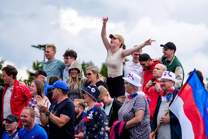 Sorbische Fans bei der Europeada 2025 in Deutschland|Dänemark. Foto: Jörg Stephan