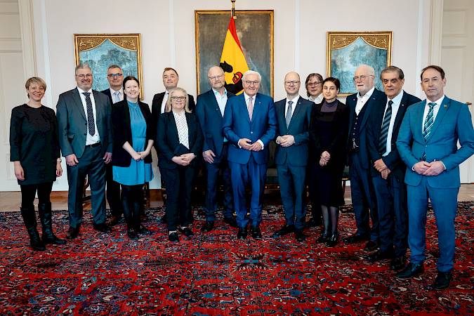 Treffen des Minderheitenrates mit dem Bundespräsidenten Frank-Walter Steinmeier am 27.3.2026 in Berlin. Foto: Bundesregierung/Tobias Koch