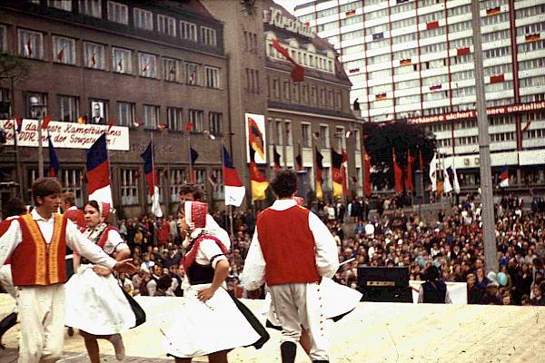 Bühnenprogramm zum III. Festival der sorbischen Kultur 1972 in Budyšin | Bautzen, Sorbisches Kulturarchiv am Sorbischen Institut