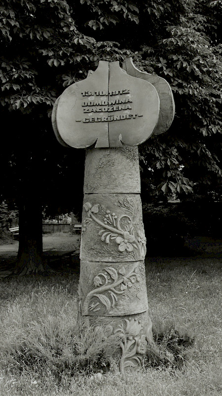 Wopomnjeński kamjeń za załoženje Domowiny, 1995, foto: Marburg